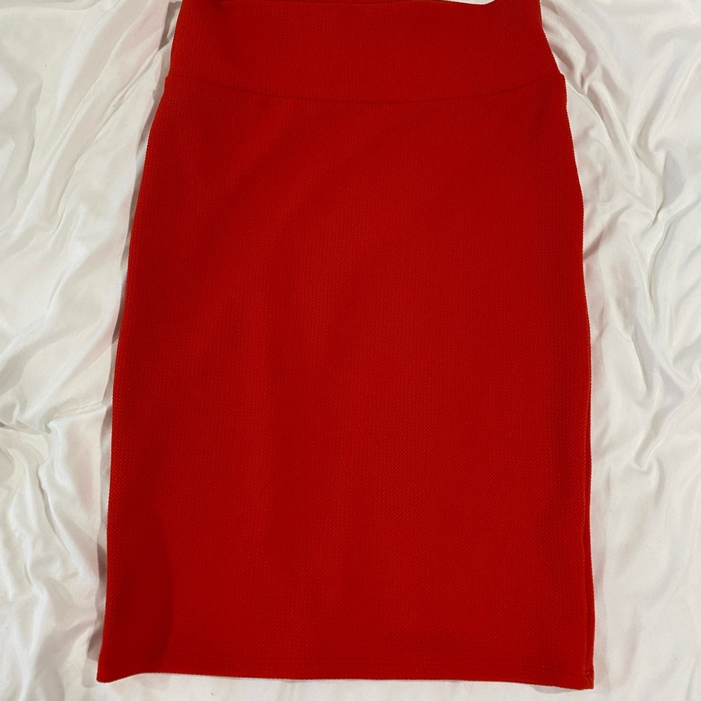LuLa Roe Red Pull on Skirt, Size Medium